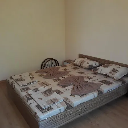 Old House Nova - 2 Bedroom Daire Burgaz