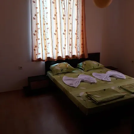 Old House Nova - 2 Bedroom Daire Burgaz